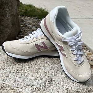 New Balance Cream and White Sneakers Retro Design